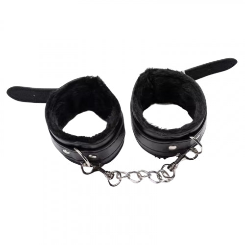 ESPOSAS DE MANOS D07008 CUERO SINTETICO CON PELUCHE Y CADENA NEGRO